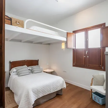 Penthouse In Restored C19th Apartment