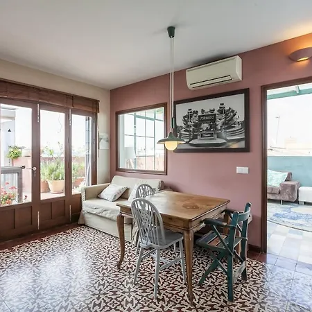 Penthouse In Restored C19th * Seville