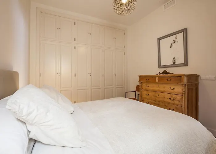 Penthouse In Restored C19th *