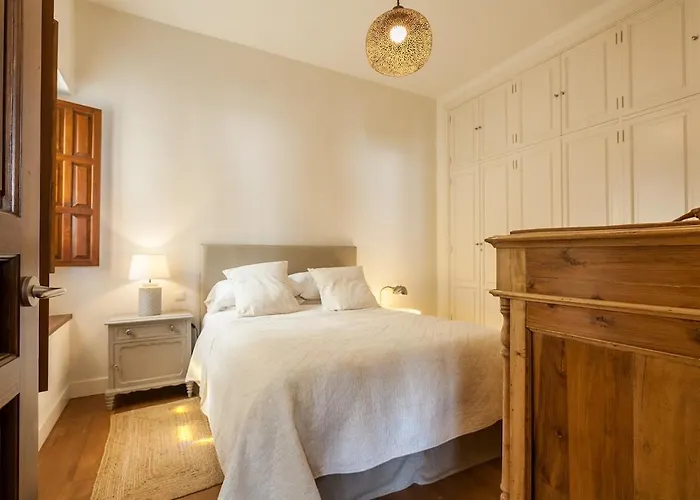 Penthouse In Restored C19th 아파트