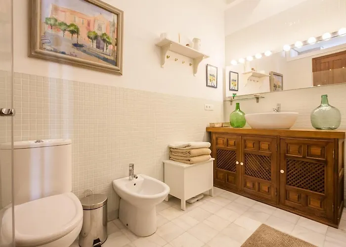 Penthouse In Restored C19th