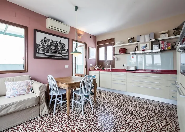 아파트 Penthouse In Restored C19th 세비야
