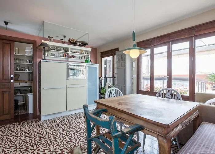 아파트 Penthouse In Restored C19th 세비야